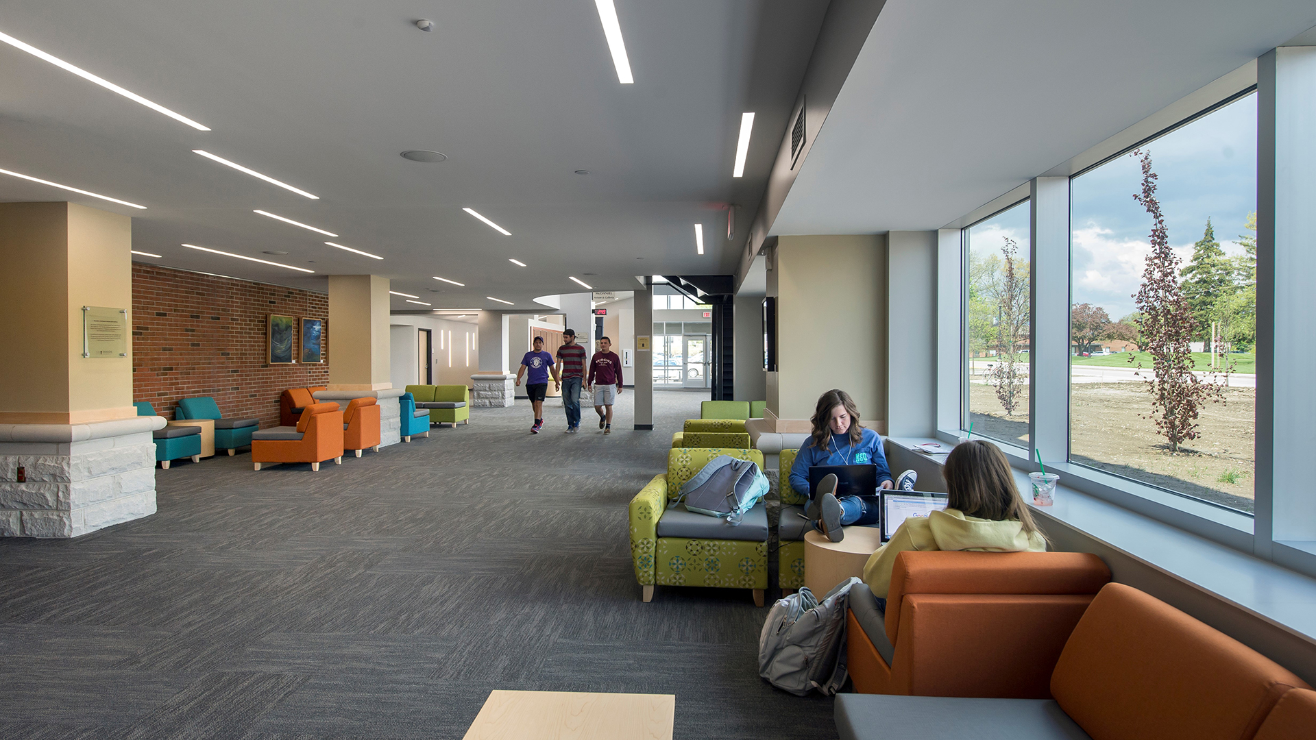 Taylor University – LaRita Boren Campus Center