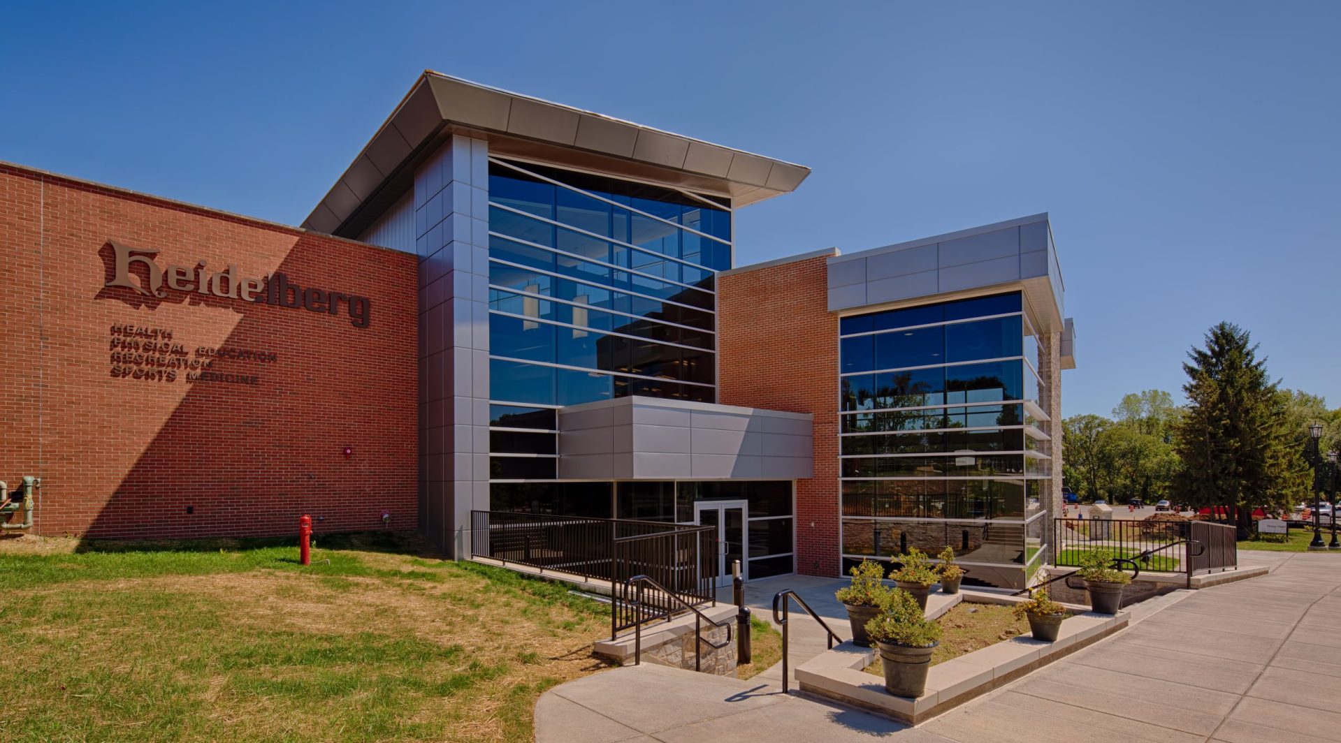 Heidelberg University Saurwein Health and Wellness Center entrance exterior
