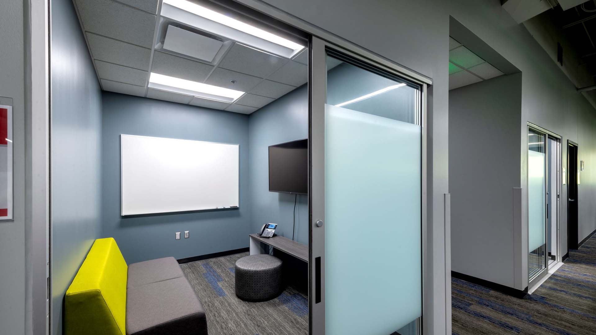 Raytheon Fit Out - Private Booth