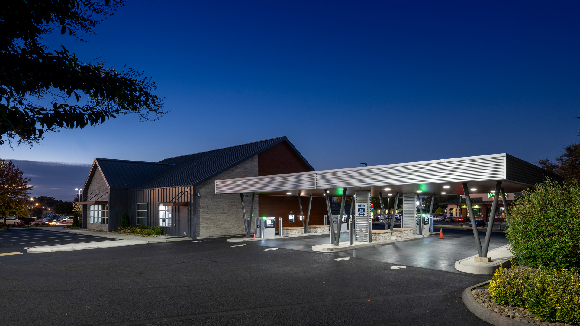 ORNL FCU Alcoa - Exterior Drive Thru