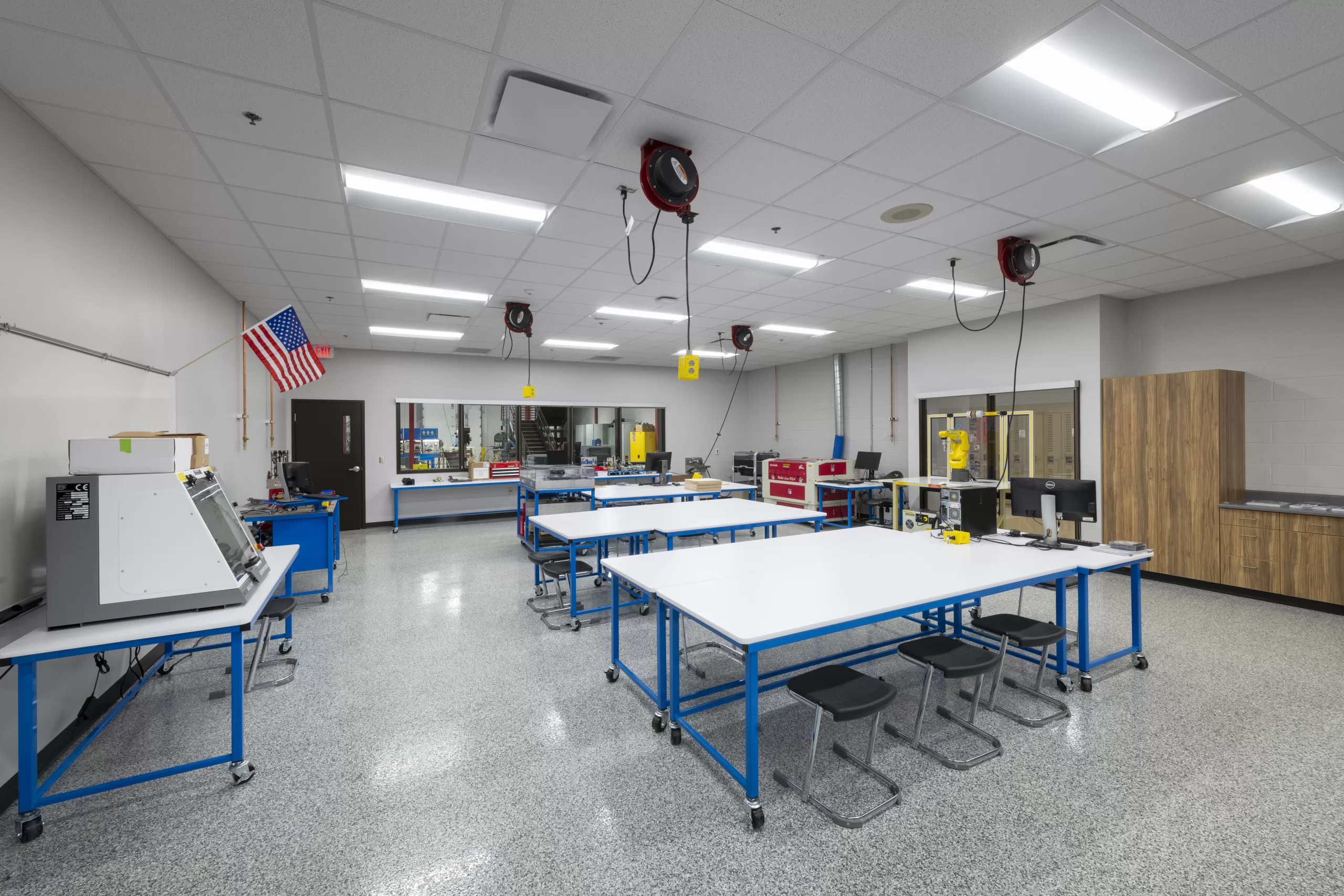 Adams Central High School Classroom Lab