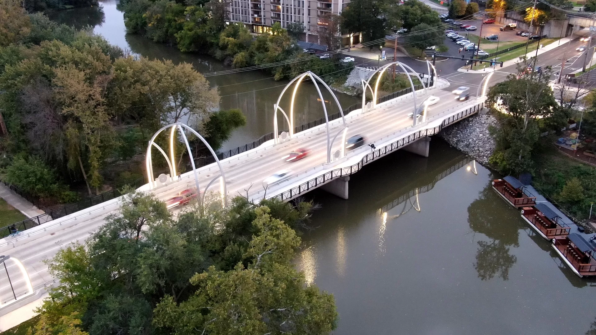 Veterans Memorial Bridge from Above