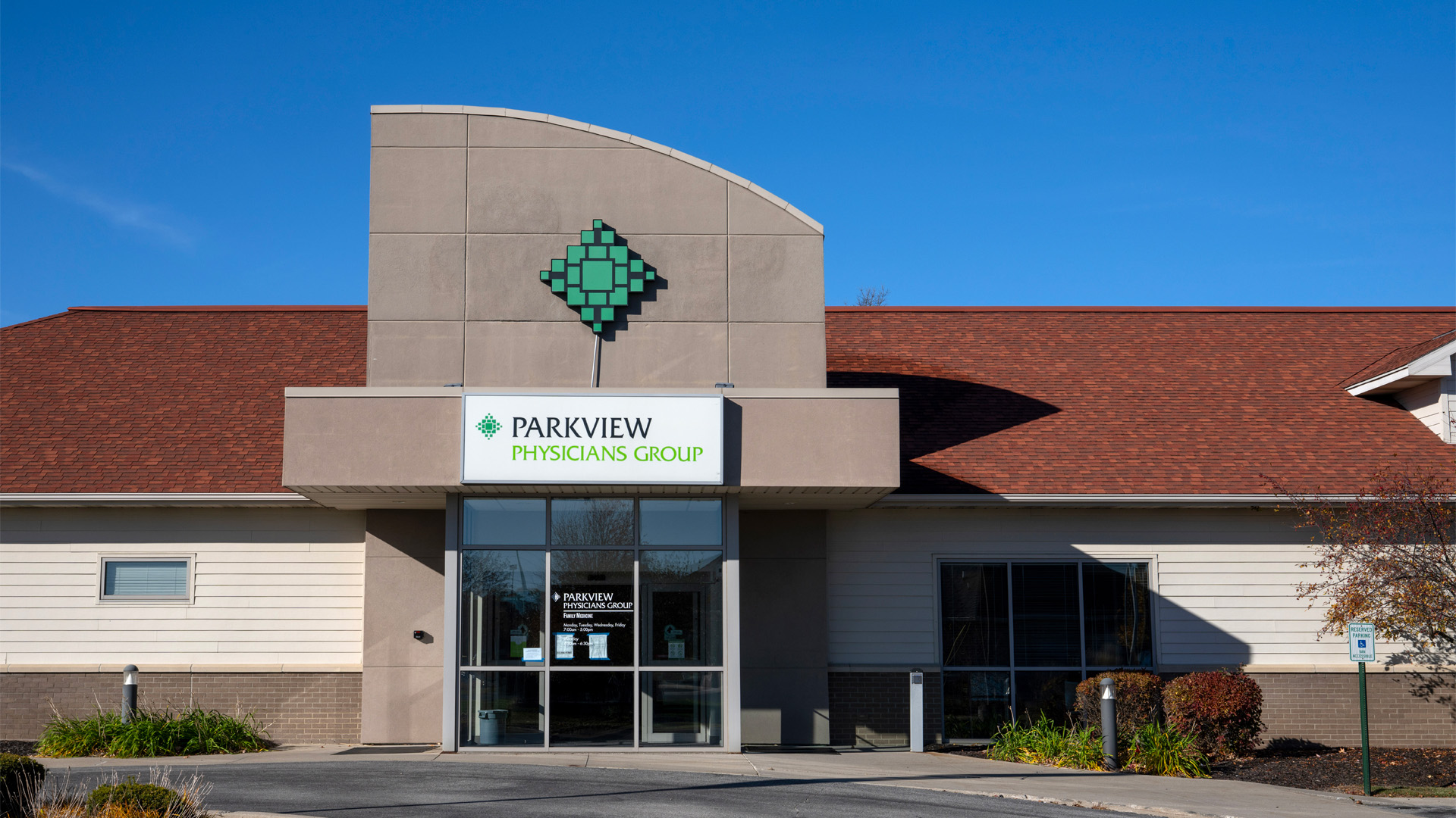 Entrance of Parkview Physicians Group Scott Road Clinic with prominent logo placement